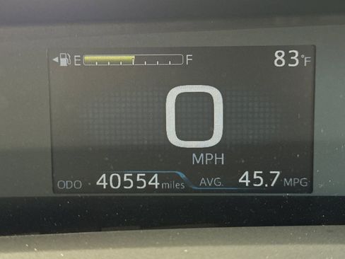 Used 2022 Toyota Prius FWD image 25