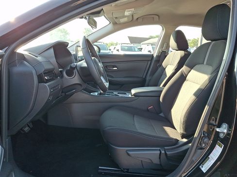 Certified 2025 Nissan Sentra SV w/ All-Weather Package FWD image 14