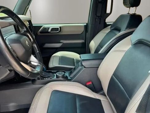 Used 2022 Ford Bronco Wildtrak AWD/4WD image 9