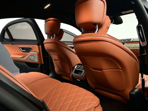 Used 2023 Mercedes-Benz S 580 4MATIC Sedan w/ AMG Line image 36