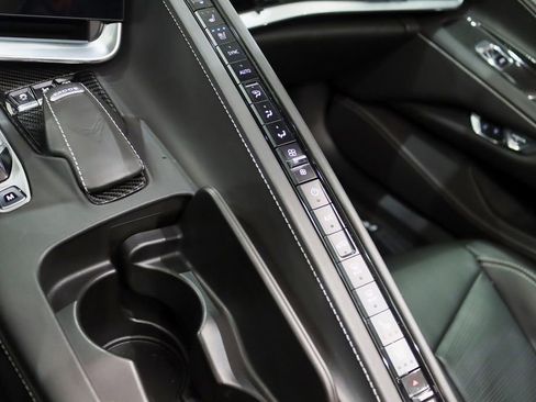 Used 2022 Chevrolet Corvette Stingray Premium Conv w/ Z51 Performance Package RWD image 26
