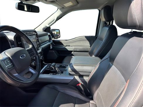 Used 2023 Ford F150 Lariat w/ Trailer Tow Package image 10