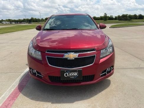 Used 2014 Chevrolet Cruze LT w/ Sun, Sound and Sport Package FWD image 10