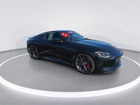 Certified 2025 Nissan Z Performance w/ Floor Mat Package image 8