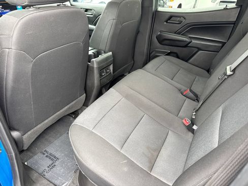 Used 2023 Chevrolet Colorado Trail Boss w/ Technology Package AWD/4WD image 19