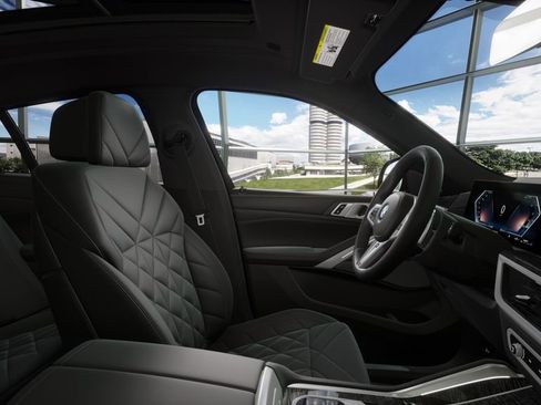 New 2026 BMW X6 xDrive40i w/ Climate Comfort Package image 35