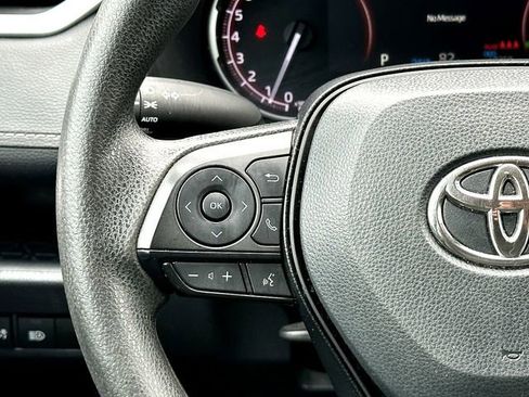 Used 2024 Toyota RAV4 XLE FWD image 22