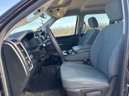 Used 2017 RAM 2500 Tradesman w/ Chrome Appearance Group image 8