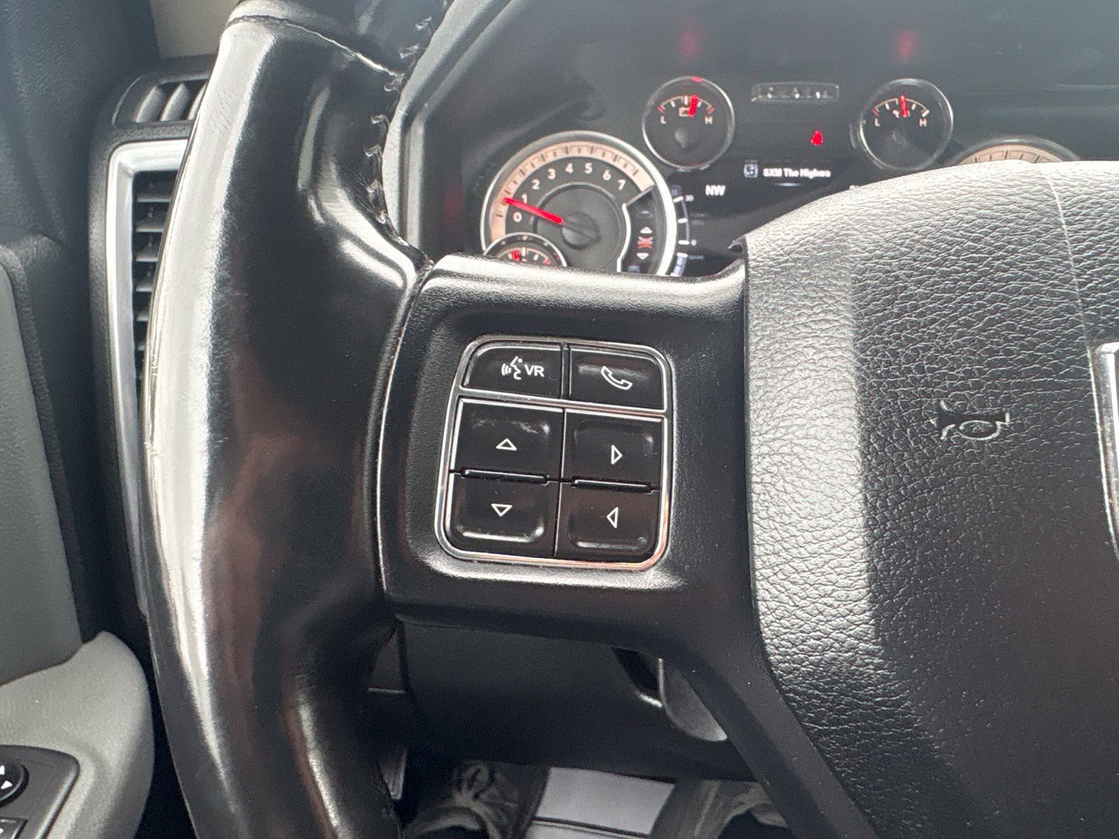 Used 2018 RAM 1500 Big Horn AWD/4WD image 31