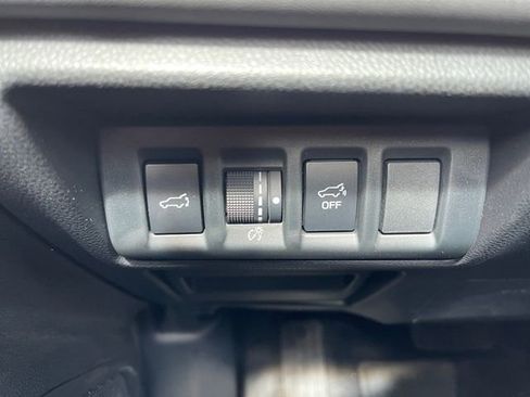 Used 2025 Subaru Outback Limited AWD/4WD image 19