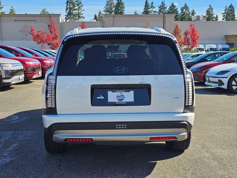 New 2026 Hyundai Ioniq 9 SE image 6