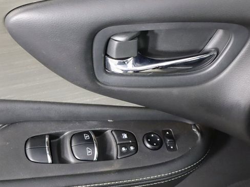 Used 2017 Nissan Murano SL w/ SL Technology Package AWD/4WD image 22