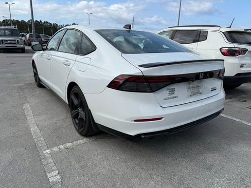 Used 2024 Honda Accord Sport image 4
