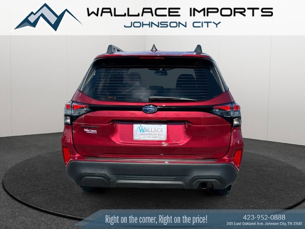 Used 2025 Subaru Forester AWD/4WD image 4
