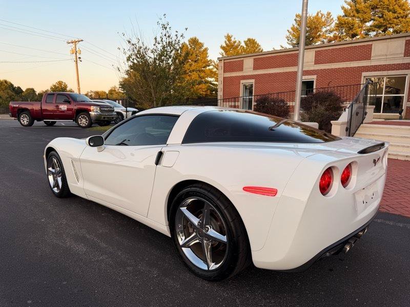 Used 2013 Chevrolet Corvette Coupe RWD image 8