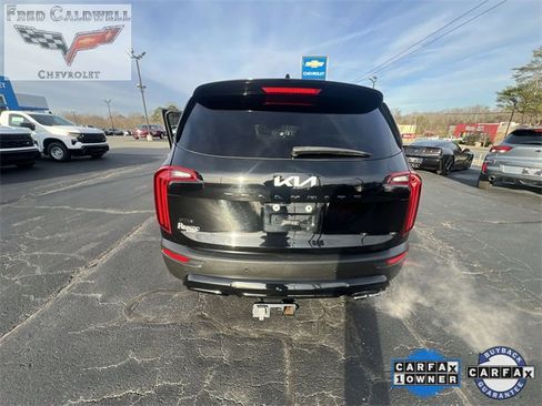 Used 2022 Kia Telluride SX w/ SX Prestige Package image 32