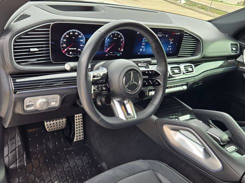 Used 2025 Mercedes-Benz GLE 53 AMG 4MATIC Coupe image 10