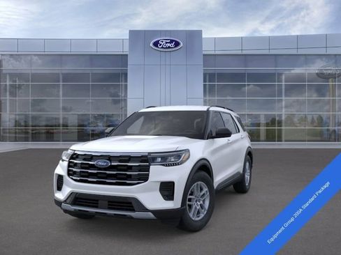 New 2026 Ford Explorer Active AWD/4WD image 2