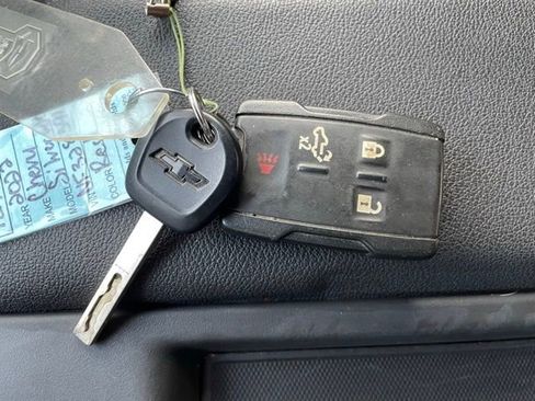 Used 2022 Chevrolet Silverado 2500 LT w/ Z71 Off-Road Package image 14