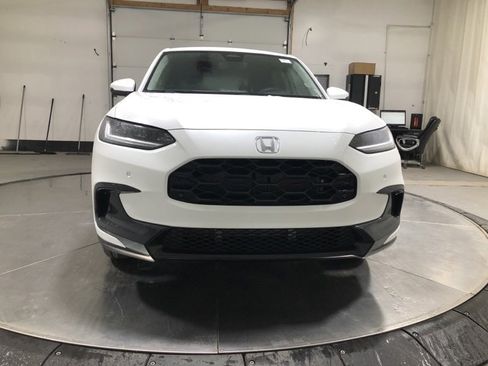 New 2026 Honda HR-V EX-L image 2