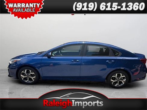 Used 2020 Kia Forte LXS FWD image 1