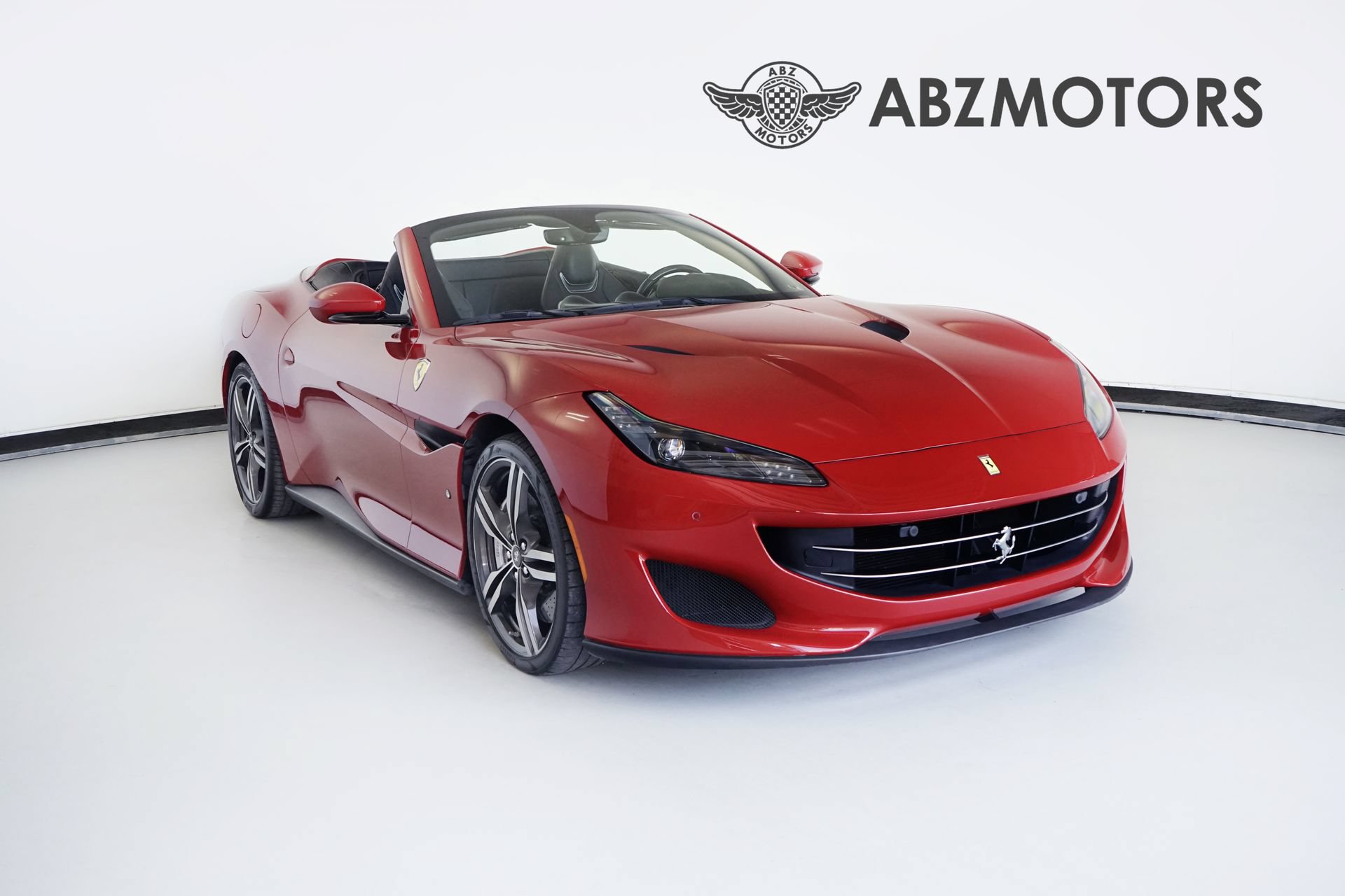 Used 2019 Ferrari Portofino RWD image 1