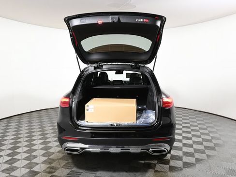 Used 2026 Mercedes-Benz GLC 300 4MATIC image 33