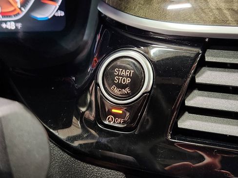 Used 2023 BMW 530i w/ Premium Package image 40