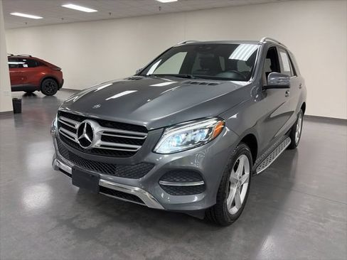 Used 2017 Mercedes-Benz GLE 350 4MATIC image 3