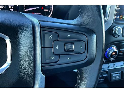 Used 2022 GMC Sierra 2500 SLT image 12
