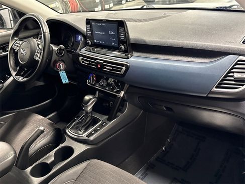 Used 2021 Kia Seltos S image 15