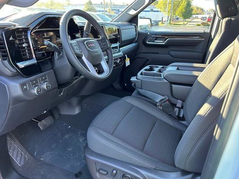 New 2026 GMC Sierra 1500 Elevation image 6