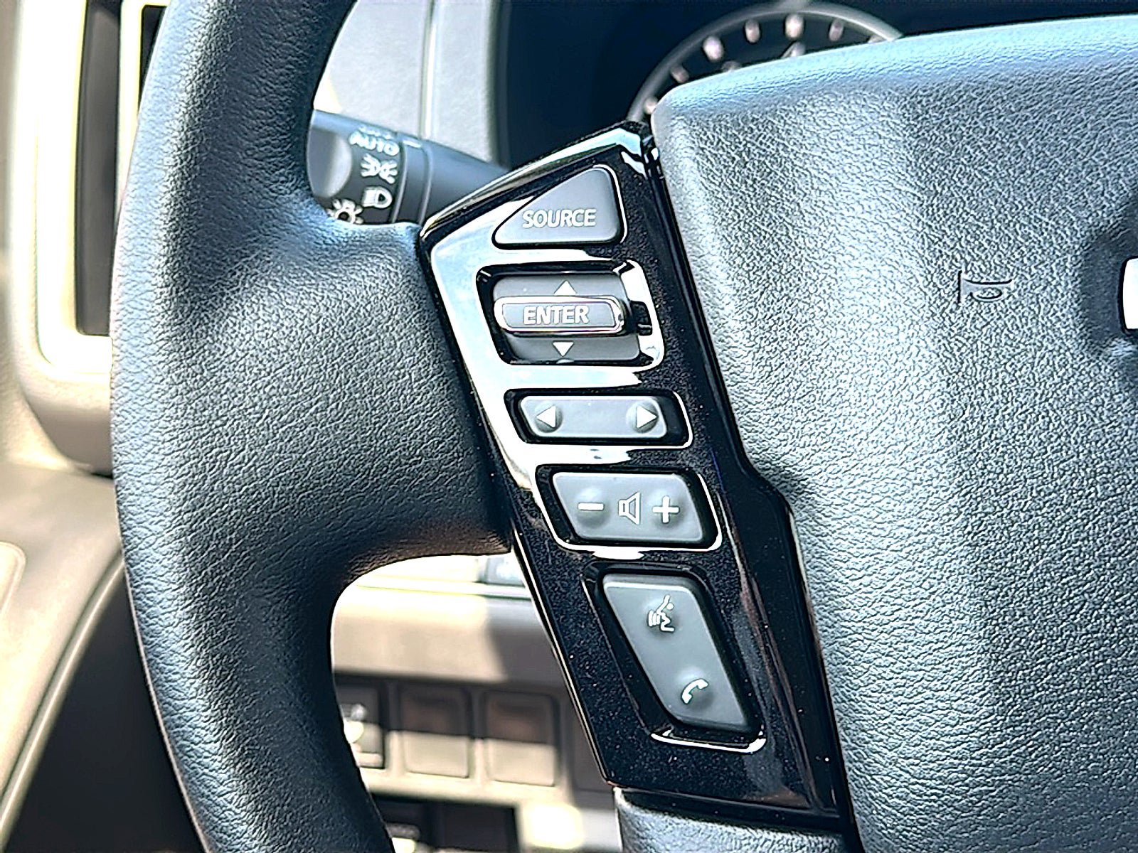 New 2027 Nissan Frontier SV RWD image 19
