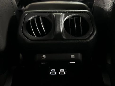 Used 2021 Jeep Wrangler Unlimited Rubicon AWD/4WD image 46