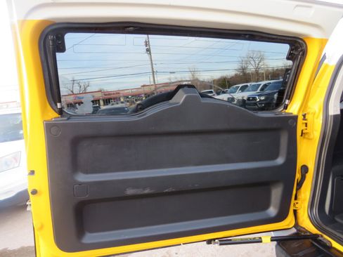 Used 2007 Toyota FJ Cruiser 2WD image 28