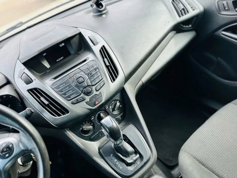 Used 2017 Ford Transit Connect XL FWD image 19