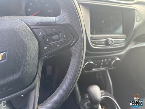 Used 2023 Chevrolet TrailBlazer LS FWD image 22