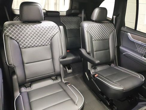 New 2026 GMC Acadia Denali w/ Super Cruise Package image 11