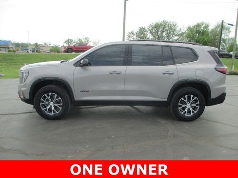 Used 2026 GMC Acadia AT4 w/ Super Cruise Package image 10