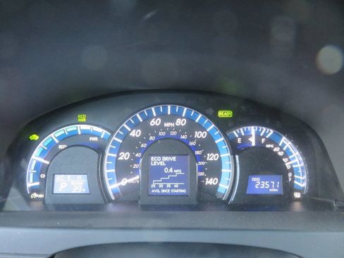 Used 2012 Toyota Camry LE image 15