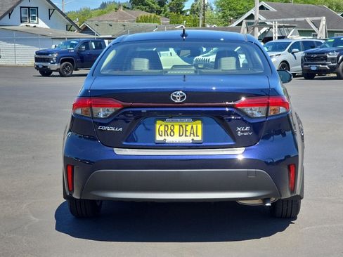 New 2026 Toyota Corolla XLE FWD image 8