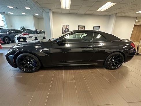 Used 2015 BMW M6 Convertible image 8