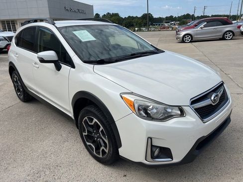 Used 2016 Subaru Crosstrek 2.0i Limited w/ Popular Package #1 image 4