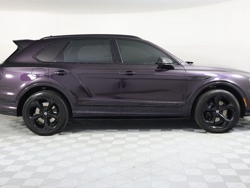 Used 2022 Bentley Bentayga AWD/4WD image 10