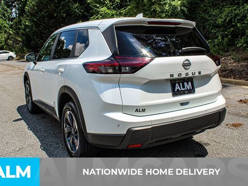 Used 2025 Nissan Rogue SV FWD image 5