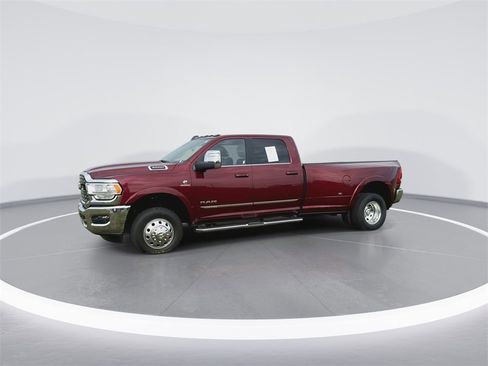Used 2024 RAM 3500 Limited image 4