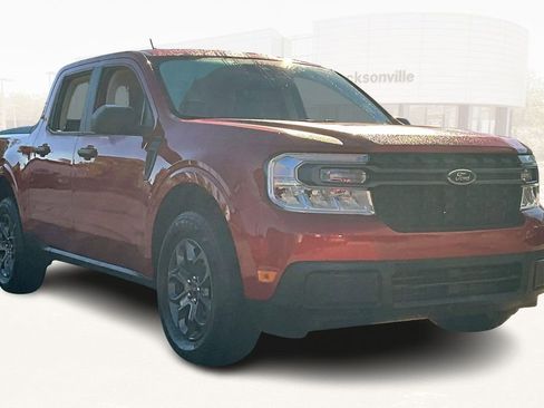 Used 2022 Ford Maverick XLT w/ Equipment Group 300A Standard image 3