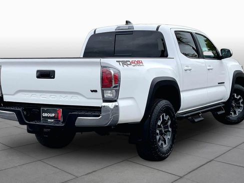 Used 2023 Toyota Tacoma TRD Off-Road AWD/4WD image 12