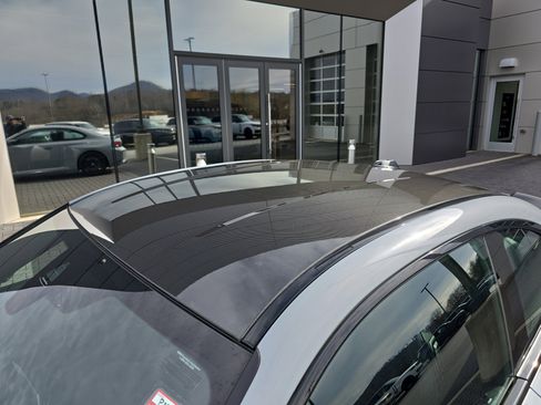 Used 2023 BMW M2 w/ Lighting Package image 11