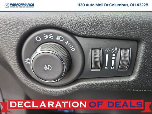 New 2026 Chrysler Pacifica Select image 34